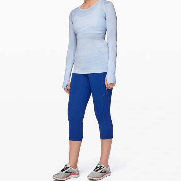 Lululemon Swiftly Tech Long Sleeve in Breezy - Picture 4 of 7
